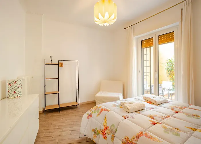 דירה Con Terrazza Vicino S Pietro